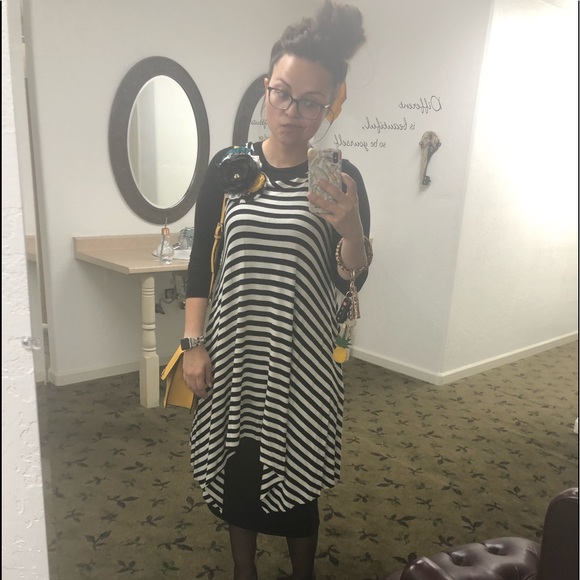 Meet me 🦋🩷 - Picture 11 of 15